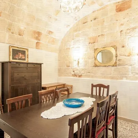 Holiday home Helloapulia - Spacious With Terrace *