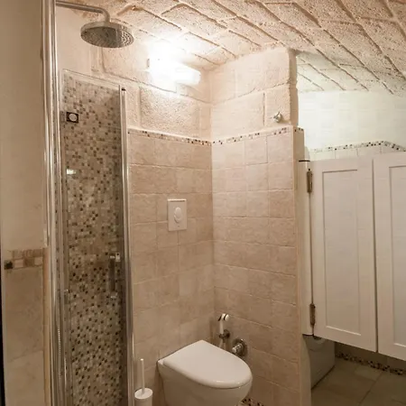 Дом отдыха Helloapulia - Solglime - Spacious With Terrace *