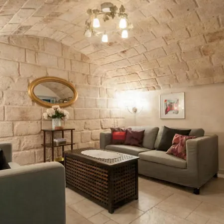 Helloapulia - Solglime - Spacious With Terrace Дом отдыха Монополи