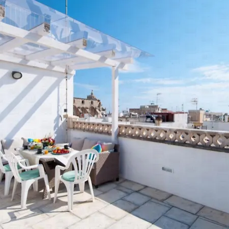 Helloapulia - Spacious With Terrace Holiday home *