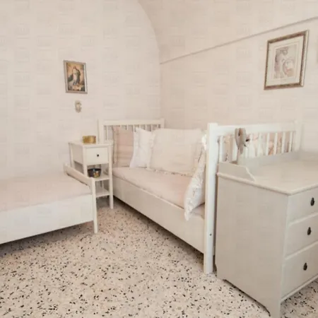 Helloapulia - Spacious With Terrace *