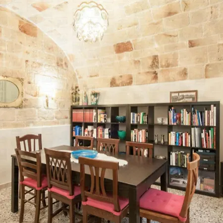 Helloapulia - Solglime - Spacious With Terrace Σπίτι διακοπών Monopoli