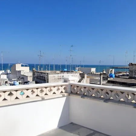 Casa de Férias Helloapulia - Solglime - Spacious With Terrace Monopoli